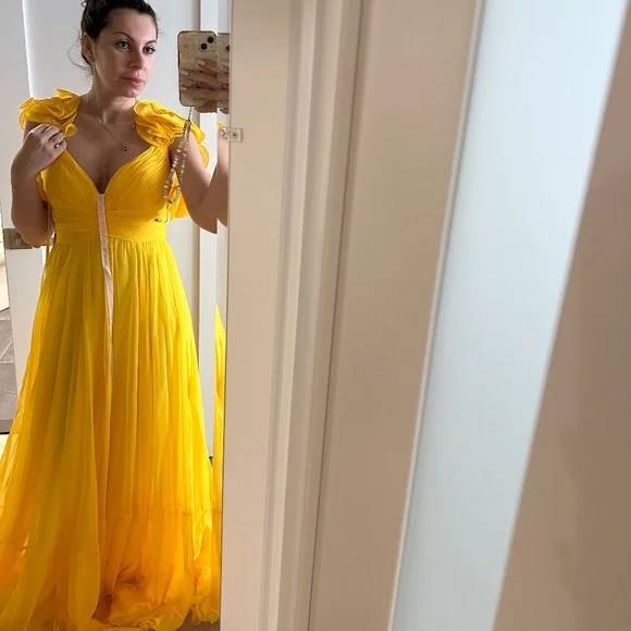 Beautiful Mac Duggal Yellow Ruffle Tiered Cut-Out Chiffon Gown orig. price $398 - Picture 1 of 2